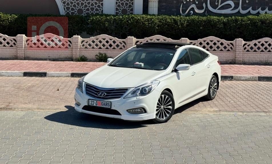 هيونداي أزيرا